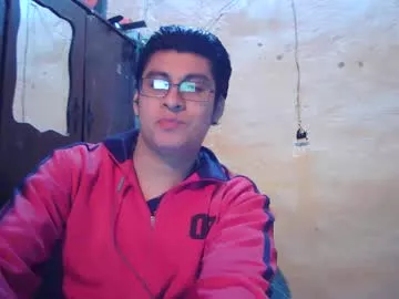 Offline maurodirty on Chaturbate