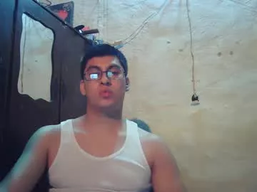 Offline maurodirty on Chaturbate