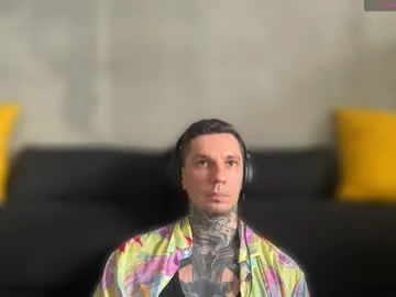 Offline max_reaves on Chaturbate