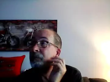 Offline meathome3 on Chaturbate