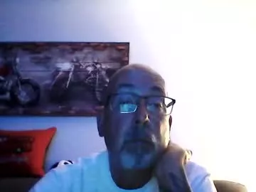 Offline meathome3 on Chaturbate