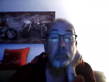 Offline meathome3 on Chaturbate