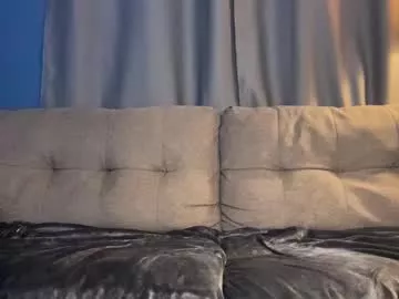 Offline meganashleyy212 on Chaturbate