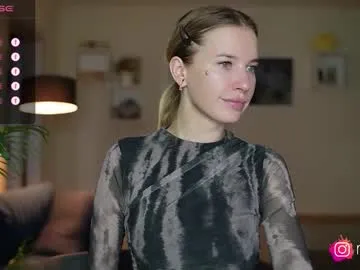 Offline mel_collins on Chaturbate