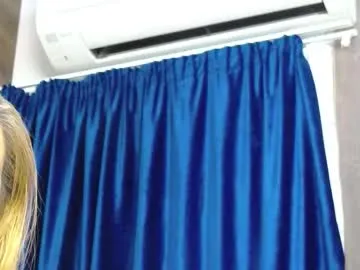 melanniebrown — Welcome to my room! - Goal: Warm me up ! [333 tokens left] #bbw #smoke #bigboobs #bigass #squirt #lovense #blowjob #curvy