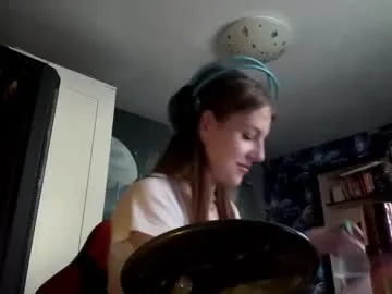 melonygriffen on Chaturbate