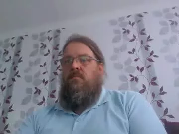 Offline metallbuddy on Chaturbate