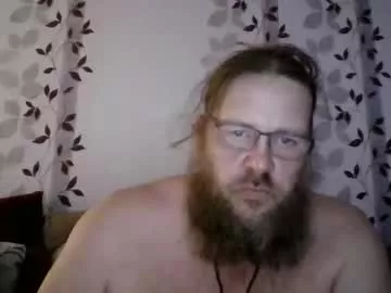 Offline metallbuddy on Chaturbate