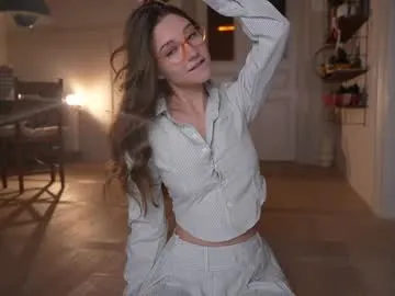 Offline mia_dynasty on Chaturbate