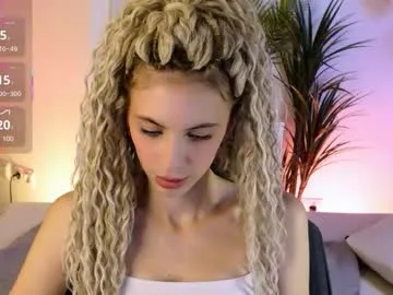 Offline mia_silk on Chaturbate