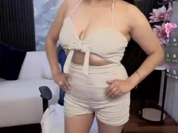 miaagreyy from Chaturbate