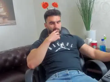 Offline micahlane on Chaturbate