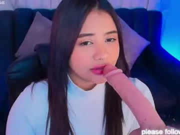 Offline miiaa7_ on Chaturbate