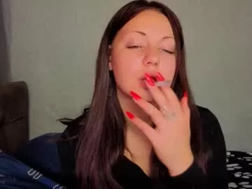 Offline mirahardmanxx on Chaturbate