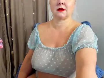 miranda_robinson — GOAL: BARE CHEST NIPPLES COST [100 tokens remaining] Hot Milf makes a show with big tits #mature #bbw #milf #bigass #bigboobs
