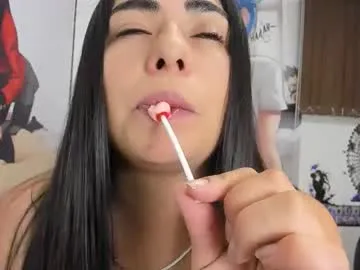 Offline missexy303av on Chaturbate