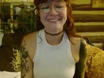 missmoonmagic13 from Chaturbate