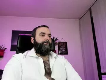 Offline misterlov3r on Chaturbate