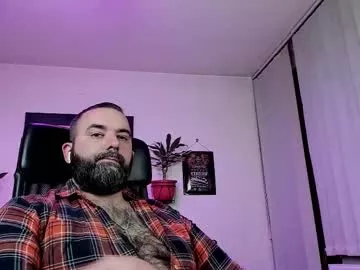 Offline misterlov3r on Chaturbate
