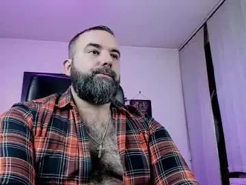 Offline misterlov3r on Chaturbate