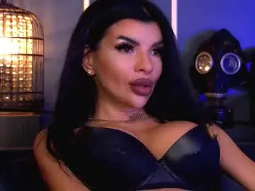 Offline mistresselenia on Chaturbate