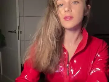 Offline mmminnie on Chaturbate