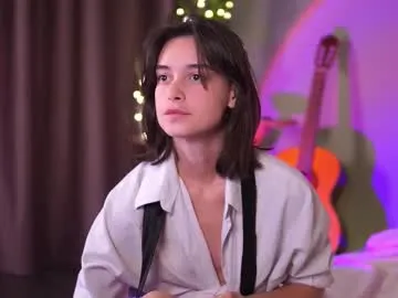 Offline monica_law_ on Chaturbate