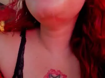 Offline moonlover_2 on Chaturbate