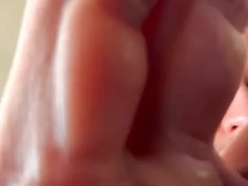 Offline muscularfriend on Chaturbate