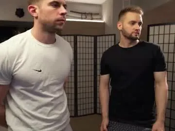 Offline muscularfriend on Chaturbate