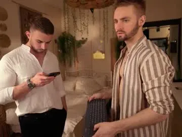 Offline muscularfriend on Chaturbate