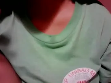 Offline naughtymom_33 on Chaturbate