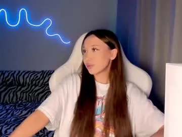 Offline neyrmina on Chaturbate