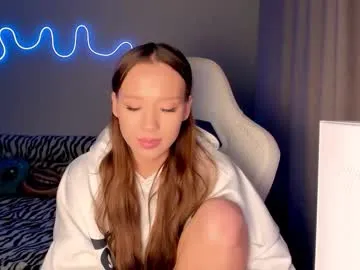 Offline neyrmina on Chaturbate