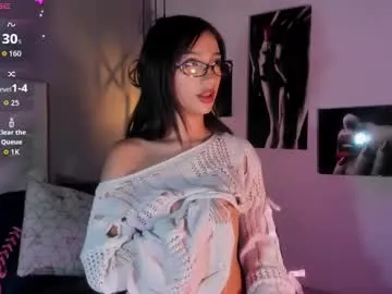 Freechat nicollee_heart on Chaturbate