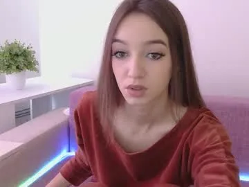 Offline notsosweetdasha on Chaturbate