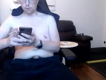 Offline nursefan on Chaturbate