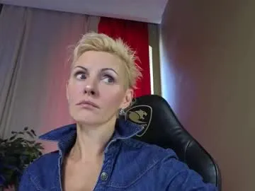 Offline nymphvariety on Chaturbate