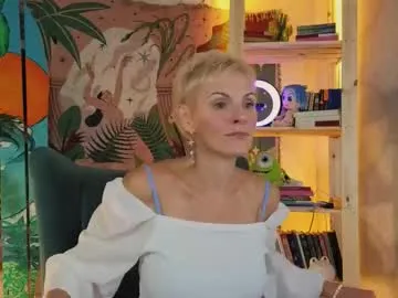 Offline nymphvariety on Chaturbate