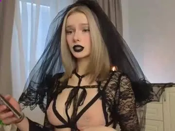 Offline odeliagrace on Chaturbate