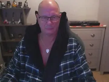 Offline oldveteranuk on Chaturbate