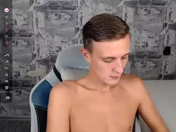 Offline oliverfresh on Chaturbate