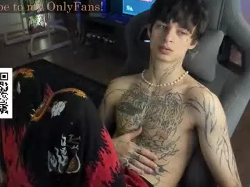 Offline oliverrgroove on Chaturbate