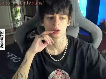 Offline oliverrgroove on Chaturbate