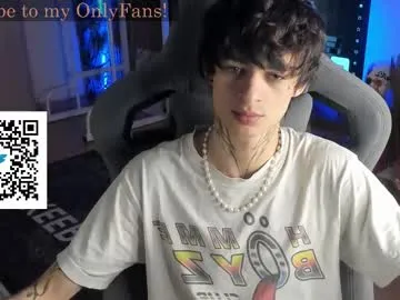 Offline oliverrgroove on Chaturbate