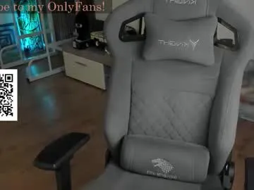 Offline oliverrgroove on Chaturbate