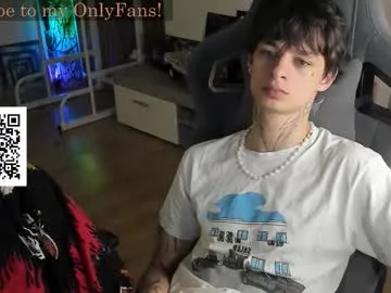 Offline oliverrgroove on Chaturbate