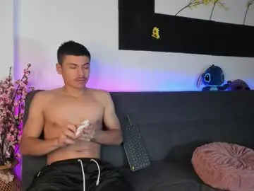 Offline on_tefa on Chaturbate