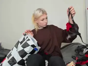 Freechat only_iva21 on Chaturbate