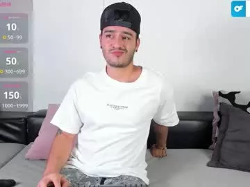 Offline p_jhon on Chaturbate